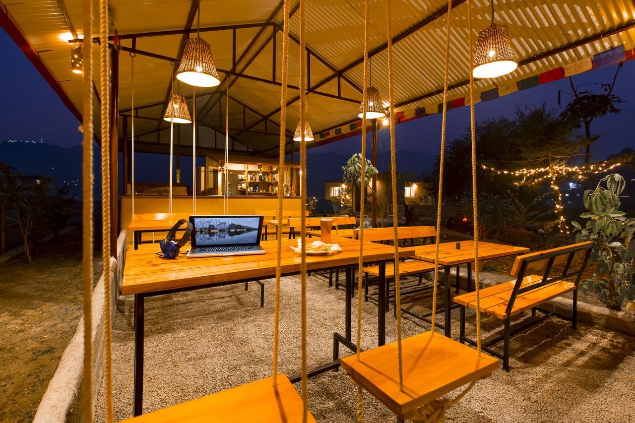 Ostello Zostel Pokhara Esterno foto
